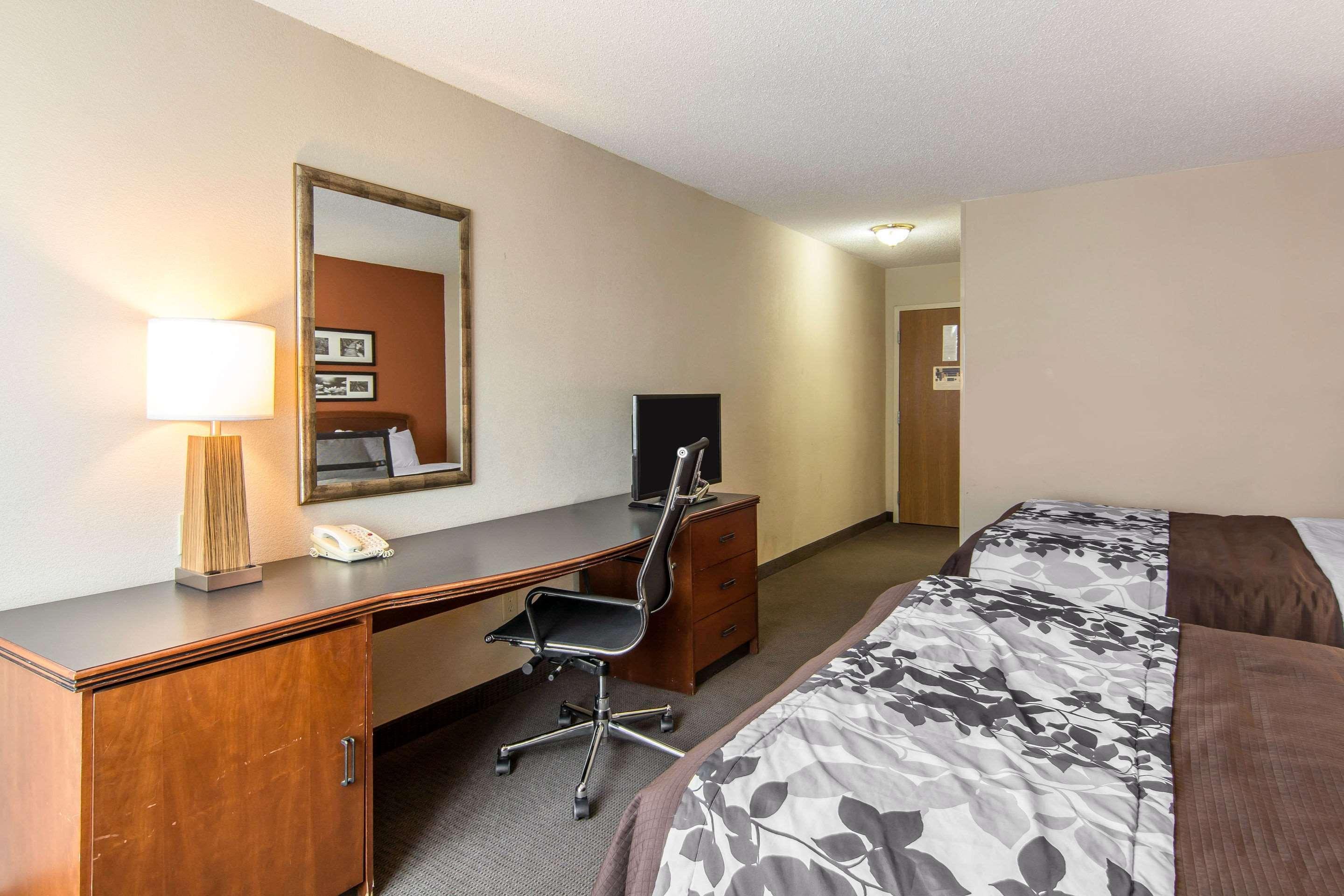 Spark By Hilton Southpoint Hotel Fredericksburg